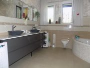 Wülfrath *IM BIETERVERFAHREN*
#BESTENS SANIERTES ZWEIFAMILIENHAUS MIT ELW# Haus kaufen