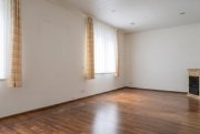Wülfrath Mehrfamilienhaus mit schönem Garten in Wülfrath-Zentrum: Kombination Eigennutzung/Kapitalanlage Haus kaufen
