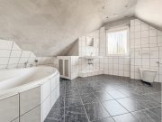 Essen Charmante Maisonette-Eigentumswohnung in Dachgeschoss mit Balkon Wohnung kaufen