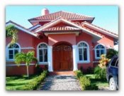 Sosúa/Dominikanische Republik Sosúa: grosszügige gepflegte Villa mit 3 Schlafzimmern in einer beliebten neuen Wohnanlage. Haus kaufen