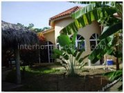 Sosúa/Dominikanische Republik Sosua: Haus mit 150 m² (1 614 sqft) Wohnfläche, drei Schlafzimmer, drei Bäder auf 800 m² (8 608 sqft) Grundstück mit Pool 