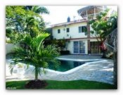 Sosúa/Dominikanische Republik Sosua: Villa mit fünf Schlafzimmern, Meerblick und nur zwei Gehminuten vom Hauptstrand entfernt. Haus kaufen