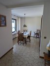 Alpen Freistehendes Einfamilienhaus mit Garten, Balkon und Garage in ruhiger Wohnlage Haus kaufen