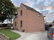 Kleve (Kreis Kleve) Großes Wohnhaus - vielseitig nutzbar - am Orteingang von Kleve-Griethausen! Haus kaufen