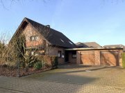 Kleve (Kreis Kleve) Voll unterkellertes Wohnhaus mit Doppelgarage in zentraler Lage der Klever-Oberstadt Haus kaufen