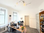 Krefeld +++ MEHRFAMILIENHAUS MIT 4 WOHNUNGEN UND GEWERBE IN KREFELD CITY LAGE! +++ Haus kaufen