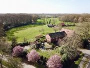 Nordhorn Resthof - 2 Wohneinheiten mit Nebengebäuden - Pferdehaltung möglich. Haus kaufen