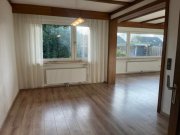 Emlichheim *Familienfreundliches Haus mit Ausbaupotenzial – Großes Grundstück, Garage, Balkon & mehr* Haus kaufen