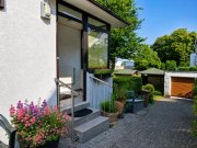 Frechen CITYHOUSE: Schöne Doppelhaushälfte mit Keller, Garten, Garage in bevorzugter Wohnlage Haus kaufen