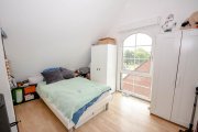 Brühl 2 für 1! Großzügige Dachgeschosswohnung plus Apartment, zentral in Brühl Wohnung kaufen
