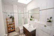 Hürth Gewerbehalle mit Bürotrakt und 4.117 m² Grundstück in Hürth-Gleuel Gewerbe kaufen