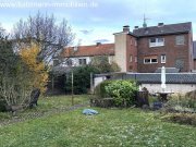 Hürth Wohn- und Geschäftshaus + Garagen + 1.186 m² großes Grundstück zu verkaufen Haus kaufen
