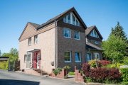 Erftstadt Wohnen, Arbeiten, Vermieten – vielseitiges Anwesen mit Hallen & 4 Garagen Haus kaufen