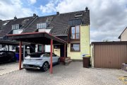 Wesseling Familienfreundliches Eckhaus mit Gartensauna und kleinem Pool in Keldenich Haus kaufen