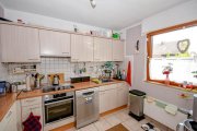 Wesseling Familienfreundliches Eckhaus mit Gartensauna und kleinem Pool in Keldenich Haus kaufen