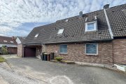 Wesseling Ihr neues Zuhause für die ganze Familie – großzügig, modernisiert und mit traumhaftem Garten Haus kaufen