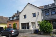 Wesseling Zentral gelegenes Einfamilienhaus mit individueller Raumaufteilung! Haus kaufen