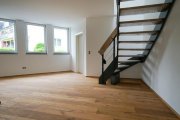 Köln Neubaucharakter: EG-Maisonette-Wohnung mit Dachterrasse und Stellplatz in Köln-Niehl Wohnung kaufen