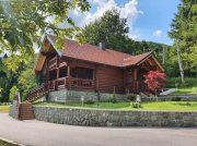 Ravna Gora Zu verkaufen: Abgelegenes Anwesen mit 5.500 m² Bauland im Herzen von Gorski Kotar Haus kaufen