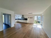 Overath CITYHOUSE: Modernes KFW 55 Energiesparhaus mit Solaranlage, Kamin, Vorrichtung für E-Ladestation Haus kaufen