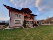 Mauerkirchen Wunderschönes Mehrfamilienhaus mit großzügigem Grundstück Haus kaufen