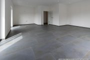 Kelberg Erstbezug/Neubau: Moderne Dachgeschoss-Eigentumswohnung in erhöhter Ortsrandlage mit Aussicht Wohnung kaufen