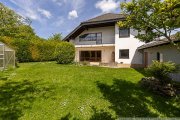 Welcherath Nähe Nürburgring: Gepflegtes Wohnhaus mit Doppelgarage und Garten in Welcherath Haus kaufen
