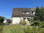 Siegburg SIEGBURG, geräumiges 1-2 Fam.Haus mit ca. 812 m² Grst., ca. 180 m² WNfl., 6-7 Zi. Balkon, 2 Garagen Haus kaufen