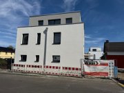 St. Augustin SOMMERANGEBOT, SANKT AUGUSTIN -NEUBAU- 4 Zimmer EG-Whg. mit 110 m² Wfl. Garten, Nähe HIT, ruhig Wohnung kaufen