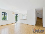 Weilerswist Exklusives Wohnen auf dem historischen Gutshof: Charme, Ruhe und Hochwertigkeit erleben Haus kaufen