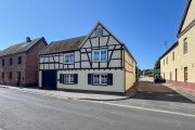 Weilerswist Gemütliches Fachwerkhaus mit zusätzlicher Halle und Garten Haus kaufen