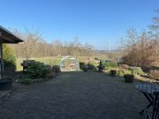 Kall Wohnen für 2-3 Parteien im ehemaligen Bauernhof mit ausgebauter Scheune und idyllischem Gartenteich! Haus kaufen