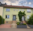 Wiltingen Bezugsfertiges Raumwunder in Wiltingen: 5 ZKB, ca. 100 m², renov., 4 Stellplätze/Garagen incl. großem Gartengrundstück Haus