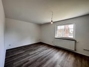 Spabrücken CHARMANTES 1 - 2 FAMILIENWOHNHAUS | TEILSANIERT | EINZUG SOFORT MÖGLICH | NEBENGEBÄUDE | HOFFLÄCHE Haus kaufen