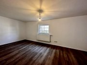 Spabrücken CHARMANTES 1 - 2 FAMILIENWOHNHAUS | TEILSANIERT | EINZUG SOFORT MÖGLICH | NEBENGEBÄUDE | HOFFLÄCHE Haus kaufen