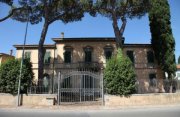 Pisa Reitsportanwesen mit Villa in der Toskana- Pisa Gästewohnung und Personalräume. Gewerbe kaufen