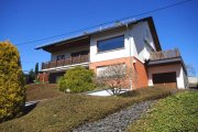 Niederelbert Niederelbert, solides Wohnhaus mit herrlichem Blick in beliebter Lage *VIRTUELLE 360° BESICHTIGUNG AUF ANFRAGE* Haus kaufen