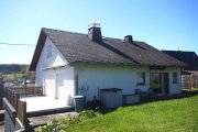 Niederelbert Niederelbert, solides Wohnhaus mit herrlichem Blick in beliebter Lage *VIRTUELLE 360° BESICHTIGUNG AUF ANFRAGE* Haus kaufen