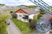 Uersfeld Wohnen auf einer Ebene in der Vulkaneifel: Einfamilienhaus mit Garten u. Garage in Uersfeld b. Ulmen Haus kaufen