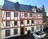 Enkirch historisches Fachwerk-Winzer-Haus mit Weinbergsblick über die Mosel Haus kaufen