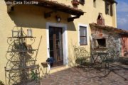 Boccheggiano Agriturismo mit 11 Hektar Land inmitten mediterraner Macchia Haus kaufen
