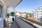 Frankfurt am Main Charmante 2-Zimmer-Wohnung in Frankfurt-Bornheim – 5. Obergeschoss, Aufzug, Balkon & Ausblick Wohnung kaufen
