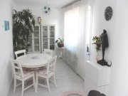 Karben Karben. Schickes, freistehendes Einfamilienhaus in traumhaft schöner Lage mit Garten und Garage. Haus kaufen