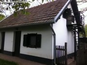 Kikunmajsa Für Lebensgeniesser: rustikale Villa mit Grundstück im Wald Haus kaufen