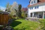 Rödermark DIETZ: Doppelhaushälfte für die größere Familie im einzugsbereiten top gepflegten Zustand! Garten, Terrasse und 2 Haus