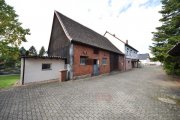 Hasselroth DIETZ: Geräumiges 1-2 Familienhaus mit großem Grundstück, Nebengebäude und Doppelgarage! Haus kaufen