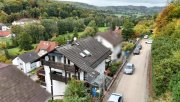 Bad Soden-Salmünster DIETZ: 2 bis 3 Familienhaus mit schönem Blick, Doppelgarage in Waldrandlage! 1 Wohneinheit frei! Haus kaufen