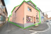 Großostheim DIETZ: Vermietetes (362qm) Wohn- & Geschäftshaus: 4 Wohneinheiten, 2 Ladenlokale & Gewölbekeller! Haus kaufen