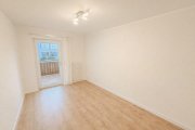 Goldbach (Landkreis Aschaffenburg) DIETZ: Größer als manches Haus! 4-Zimmer-Erdgeschosswohnung - 3-fach-Verglasung - Pelletsheizung Wohnung kaufen