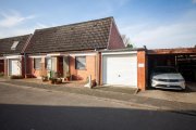 Dieburg DIETZ: Bungalow mit 4 Zimmern in TOP-Randlage von Dieburg mit Garage / Car-Port und Keller Haus kaufen